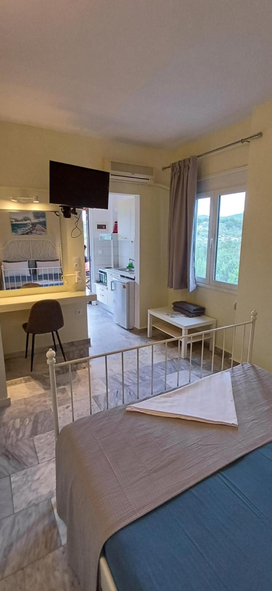 Kavourakia Aparthotel 2*